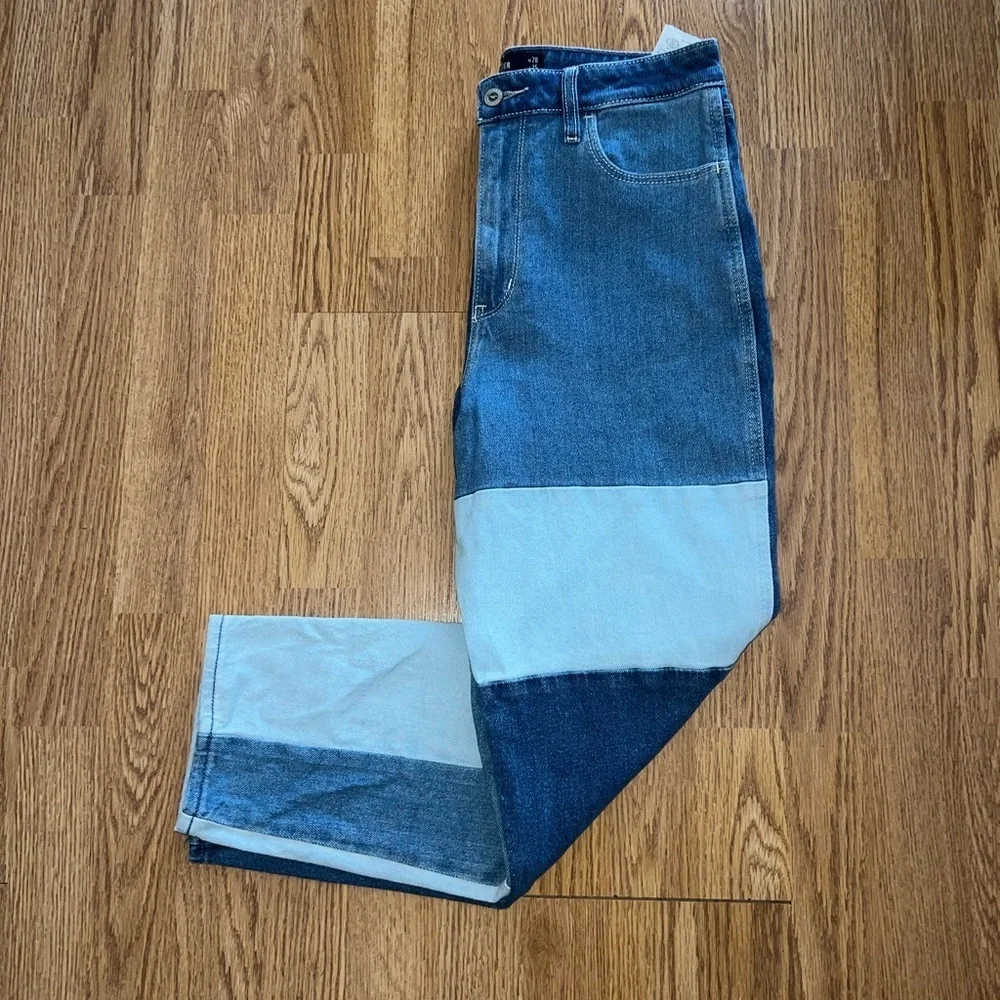 Hollister Jeans - Picture 1 of 4